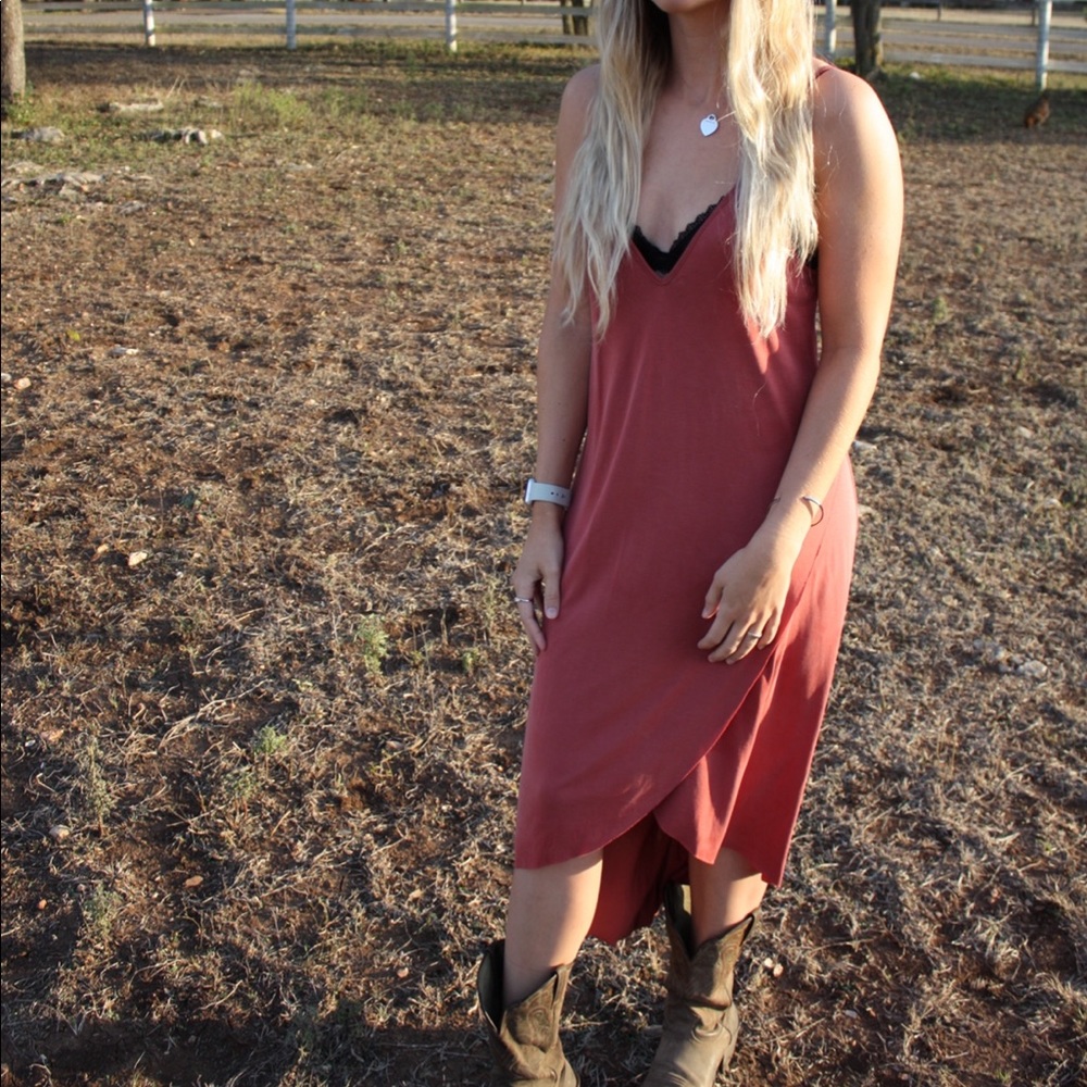 lulu’s midi dress